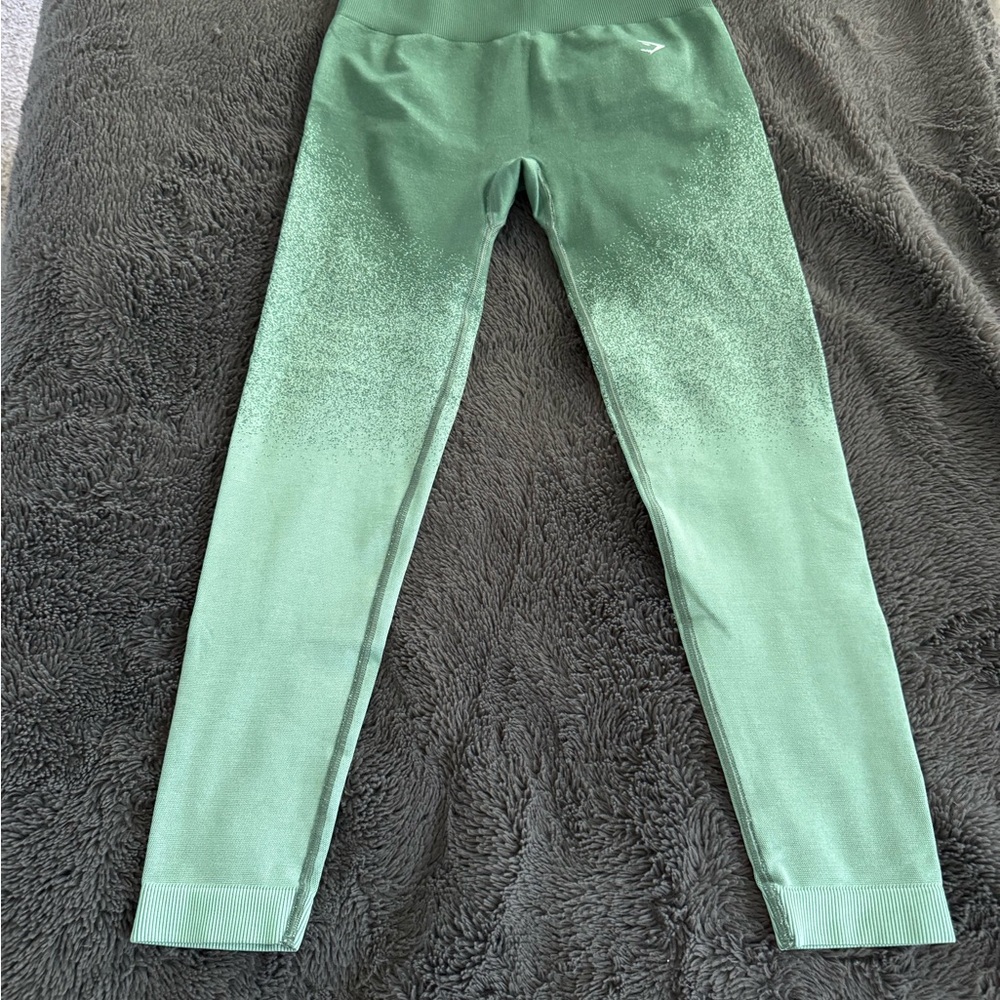 Gymshark medium ombré green